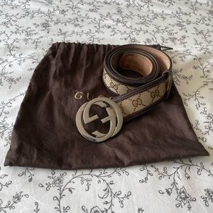 Gucci belt, brown monogram silver buckle